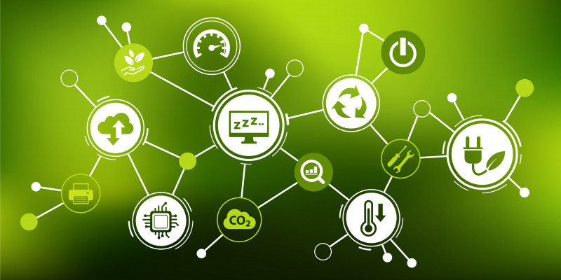 auf einem grünen Hintergrund mehrere Piktogramme, die Green IT symbolisieren, wie Ökostrom oder Recycling